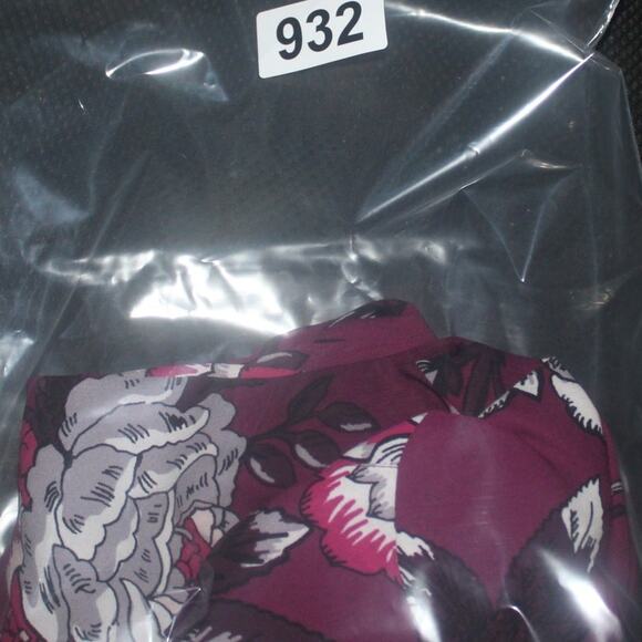 LOFT Women’s Floral Long Sleeve Blouse Size Medium Petite Purple Work Top - Picture 9 of 9